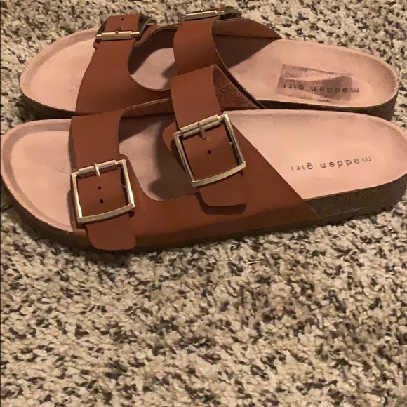 Madden Summer Sandals - Picture 2 of 3